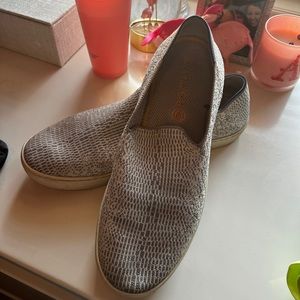 Rothy’s Grey Snakeskin Size 12